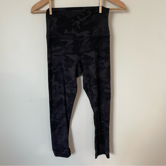 Lululemon Align Crop *21" Incognito Camo Multi Grey Size 4 - Picture 5 of 10